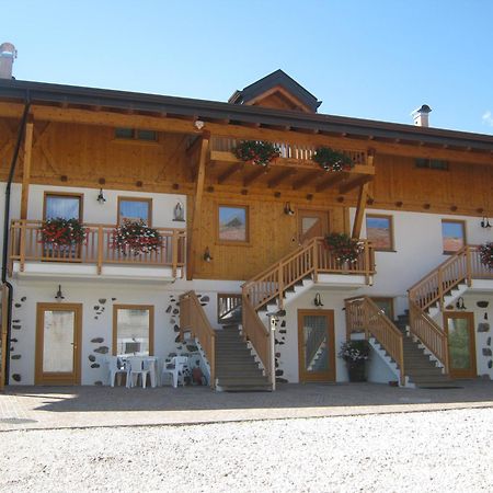 Agriturismo Pisani Брец Экстерьер фото